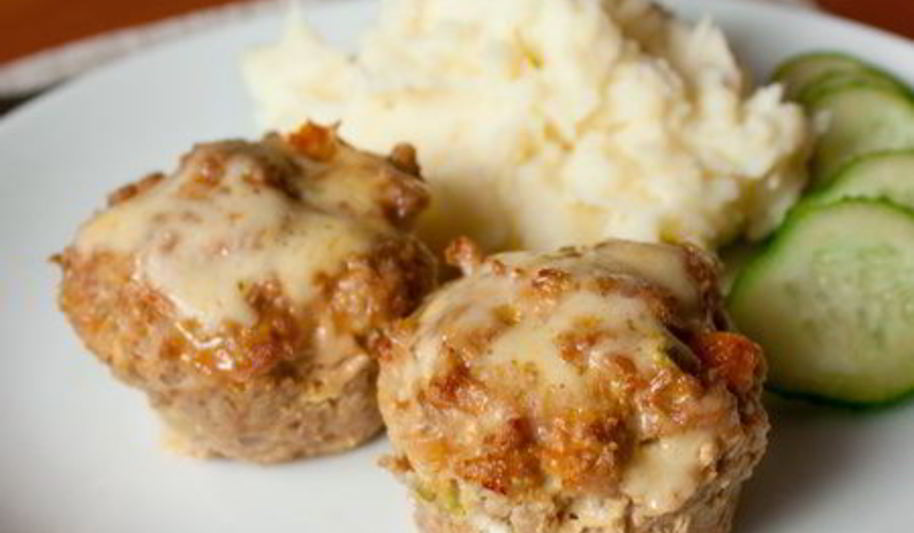 Рецепт мясных маффинов с овощами