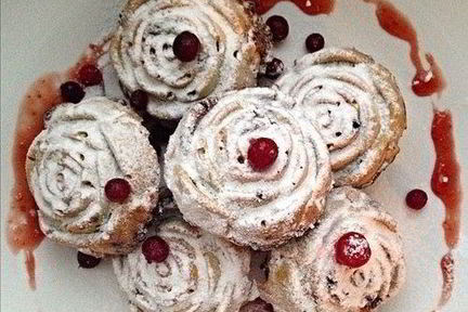 Нежные маффины с темным и белым шоколадом