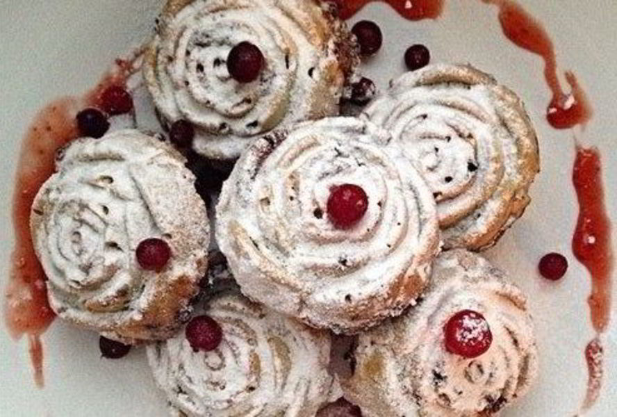 Нежные маффины с темным и белым шоколадом