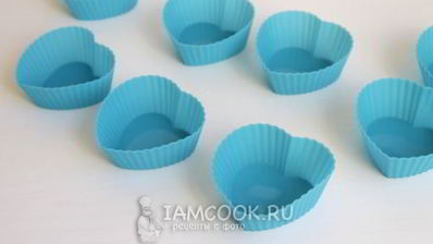 шоколадные маффины с карамелью