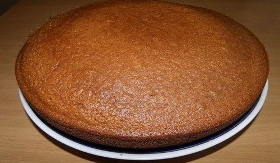 Рецепт легкого пирога манник на кефире