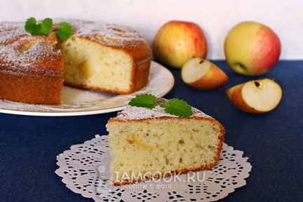 Манник на сметане с яблоками