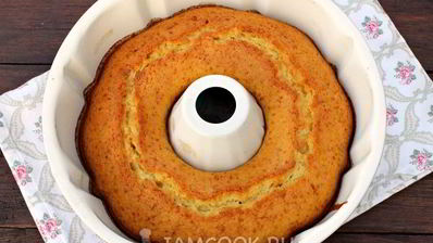 манник на воде с яйцами