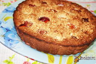 Манник с халвой и сливами