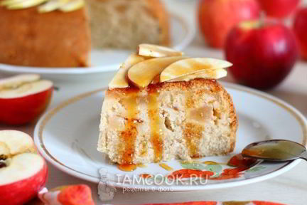 Манник с яблоками в мультиварке
