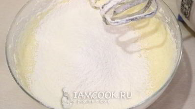 манник с яблоками в мультиварке