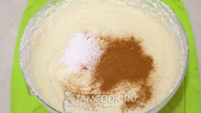 манник с яблоками в мультиварке