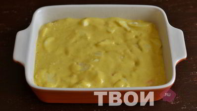 манник с яблоками