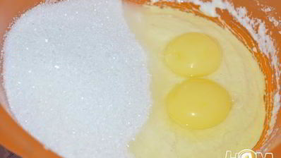 манник с яблоком