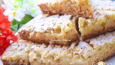 манник с яблоком