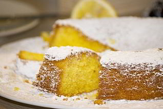 Нежный лимонный манник