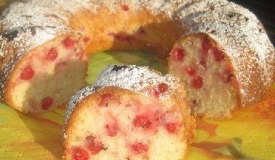 Рецепт восхитительного ягодного манника