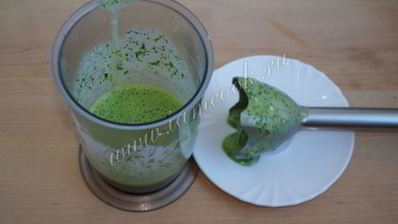 зеленые мини-манники с сыром в мультиварке