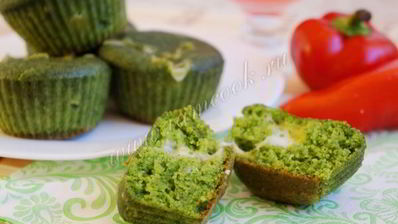 зеленые мини-манники с сыром в мультиварке