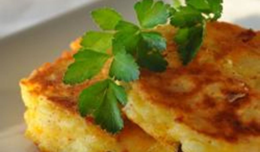 Рецепт картофельных оладий с сыром