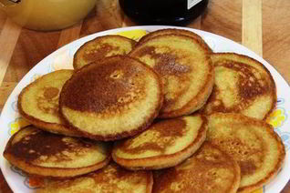 Оладушки из квиноа и кукурузной муки без глютена