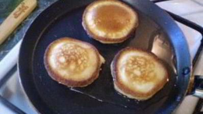 оладушки на кислом кефире