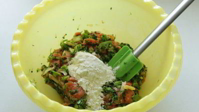 оладьи из брокколи и лосося