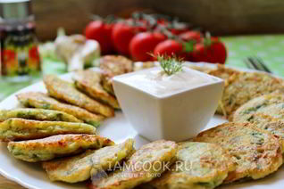 Оладьи из кабачка и цветной капусты