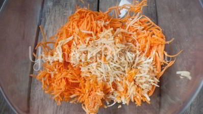 оладьи из тыквы и яблок