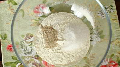 оладьи на молоке и сухих дрожжах