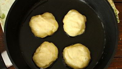 оладьи на молоке и сухих дрожжах