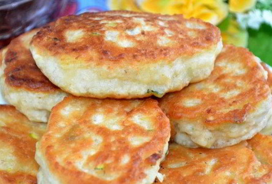 Оладьи овсяные с кабачком