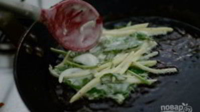 оладьи с картофелем и шпинатом