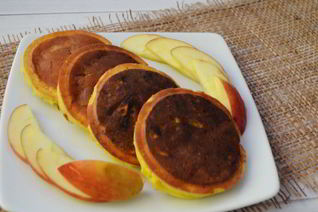 Оладьи с яблоками