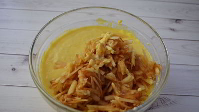 оладьи с яблоками