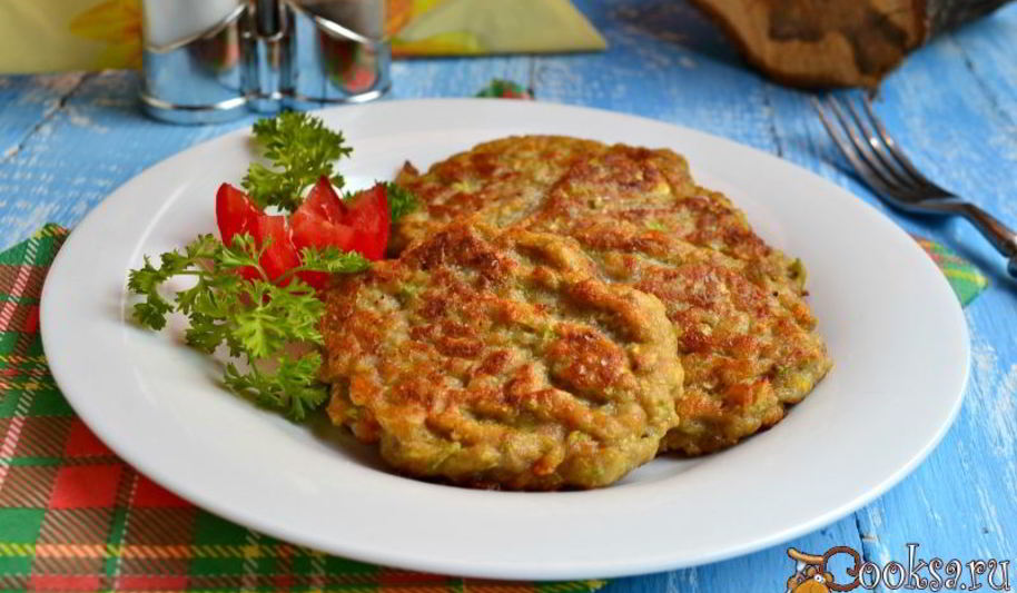 Рецепт овощных оладий с мясным фаршем