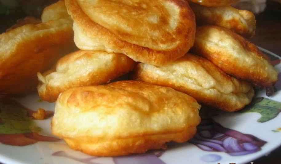 Рецепт пышных оладий на кефире и минеральной воде