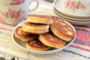 Пышные оладьи на кислом молоке