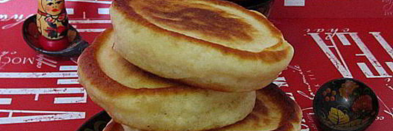 Пышные оладьи на сыворотке и сметане