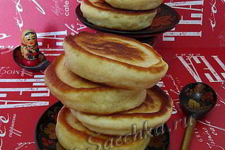 Пышные оладьи на сыворотке и сметане