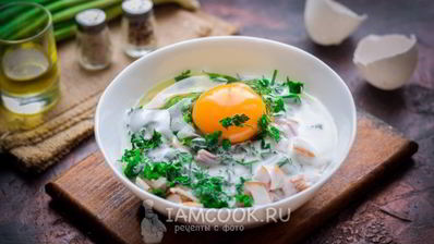 рубленные куриные оладьи с беконом и зеленью