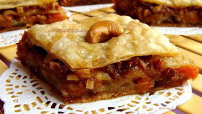 пахлава с финиками и курагой