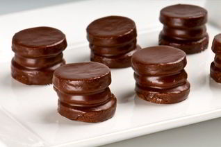 Арахисовое печенье в шоколадной глазури