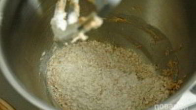 хрустящие печенья из овсяных хлопьев и фундука