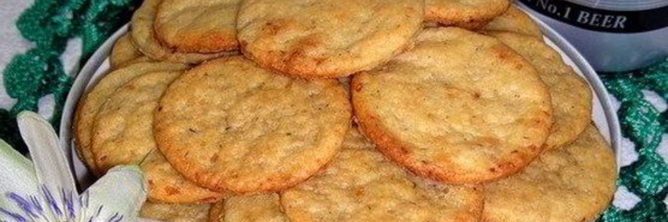 Хрустящие сырные крекеры