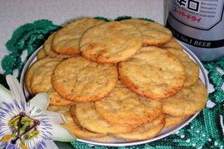 Хрустящие сырные крекеры