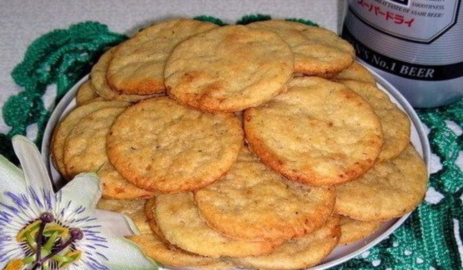 Рецепт хрустящих сырных крекеров