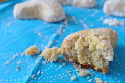 Ореховые рогалики