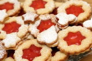 Печенье миндальное с корицей, кардамоном и ягодным джемом