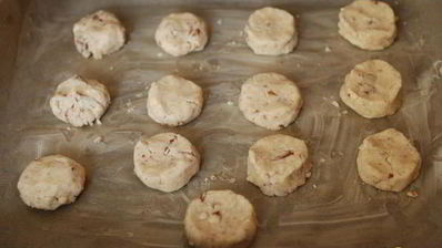 песочное печенье с орехами пекан