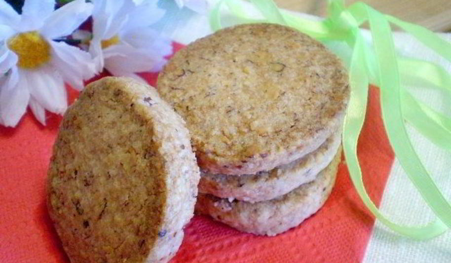 Рецепт песочного печенья с орехами