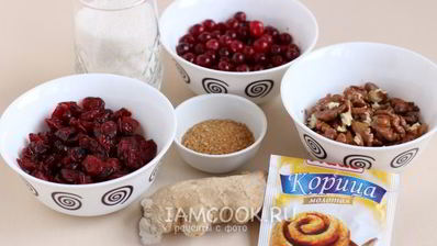 праздничное печенье с клюквой и орехами