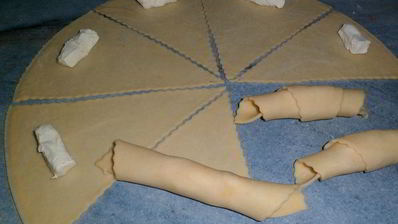 рогалики с сырком кири