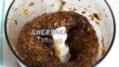 ржаное печенье с пастой из сухофруктов