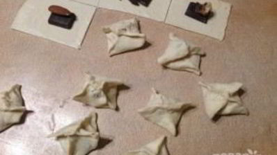 слоеные печенья с шоколадом и орехами